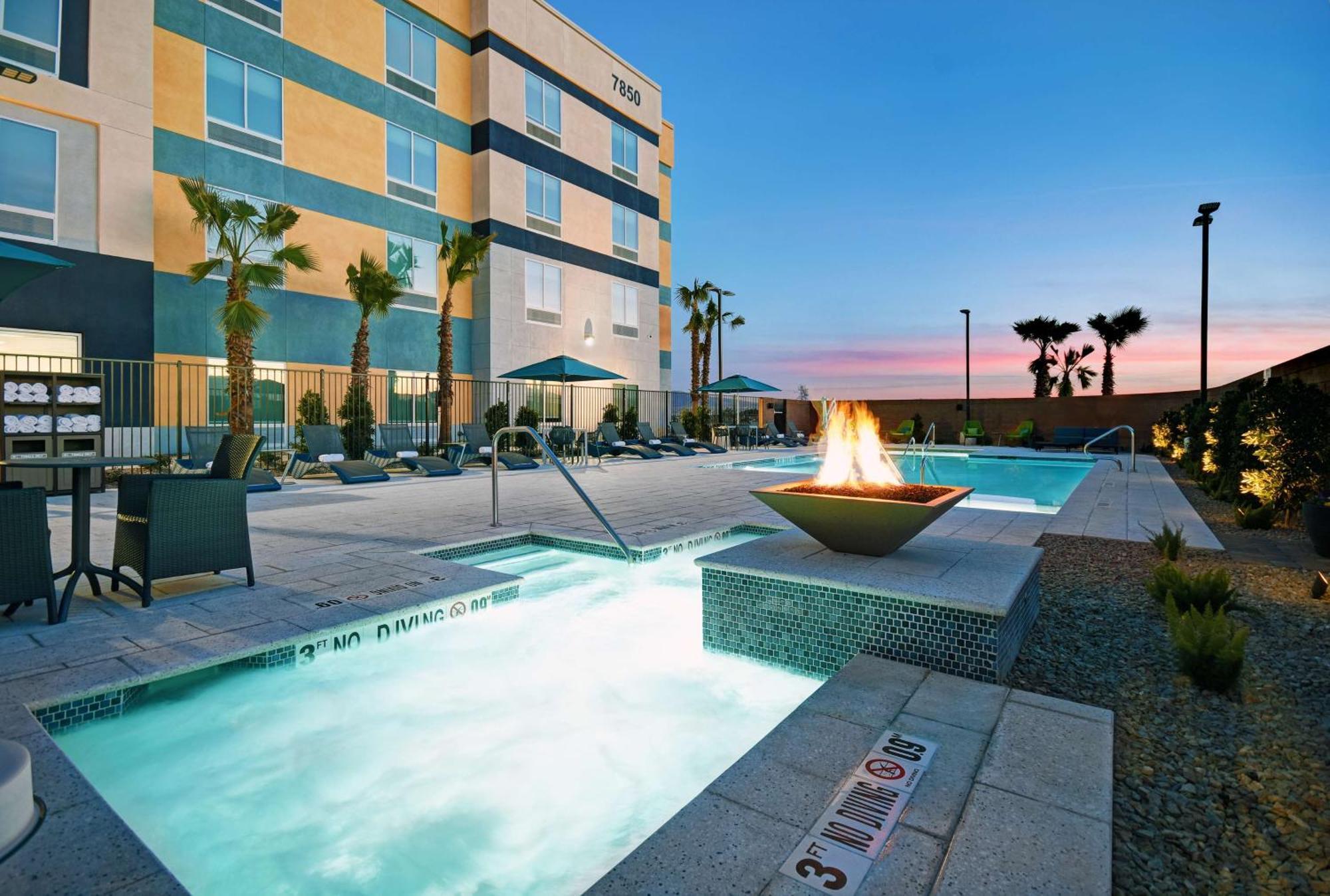 Hampton Inn Las Vegas Strip South, Nv 89123 المظهر الخارجي الصورة
